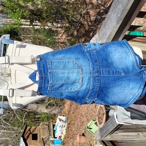 Ladies BONGO jeans overall shorts, tan straps, side buttons, sz 7,  2" inseam